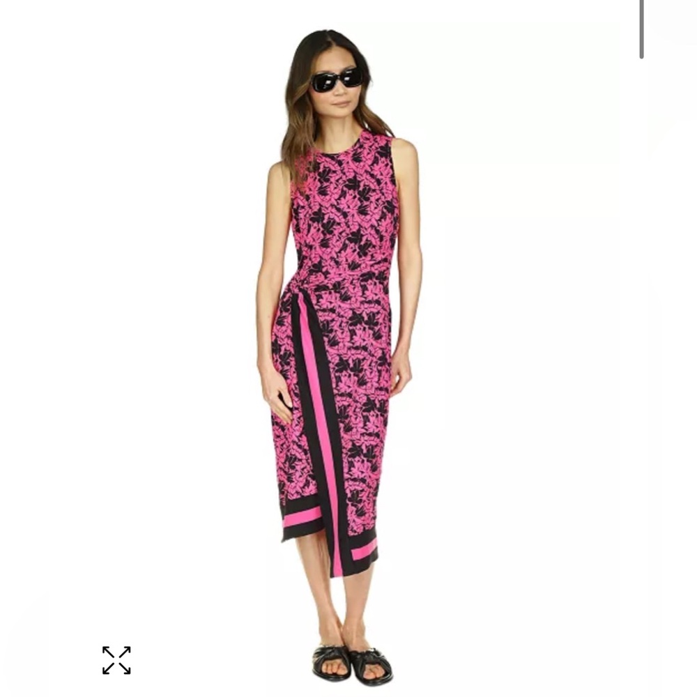 MK Pink and Black Sleeveless Dress